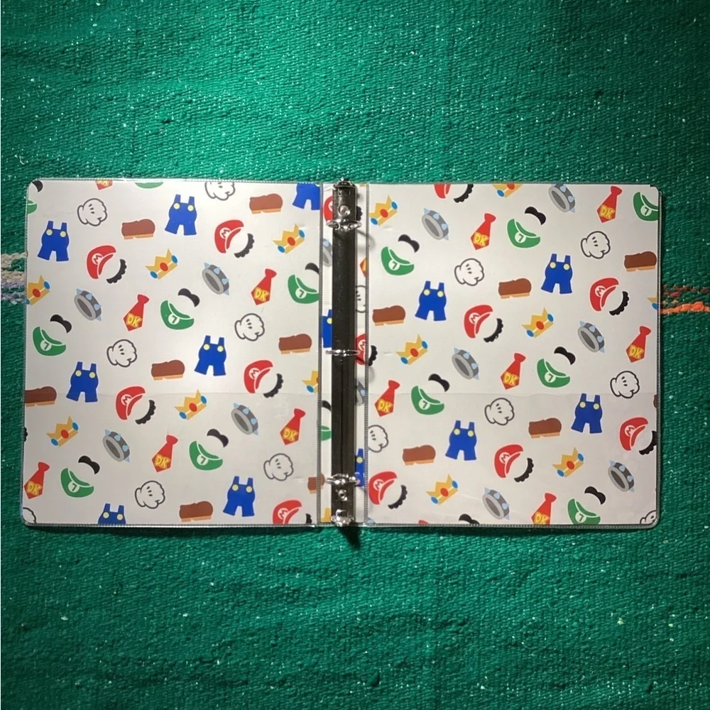 Super Mario Bros 3 ring binder- pockets inner